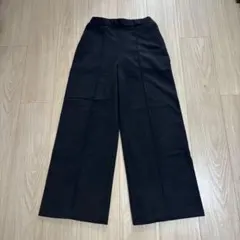 ブラック ワイドパンツ