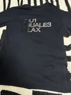 1PIU1UGUALE3 ブラック Tシャツのサムネイル