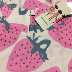 マタノアツコエプロン　いちごのサムネイル