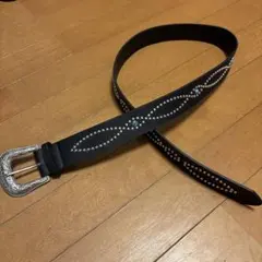 スタッズベルト