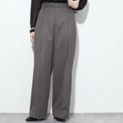 グレー スラックス