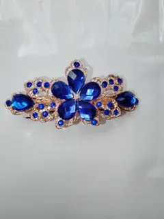 花モチーフヘアクリップ　バレッタ　ブルー