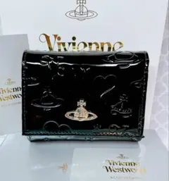 【大人気♡】新品 Vivienne Westwood エナメル ブラック Vivienne Westwood エナメルレザー ショルダーバッグ | ブラック