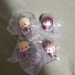 一番くじ　進撃の巨人～獣の巨人は俺が仕留める～　ちょこのっこフィギュア　4点