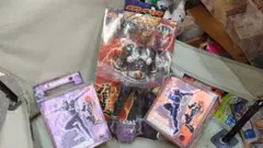 組立式仮面ライダー響鬼　可動式二体とビックタイプのフィギュア全三個　新品未開封