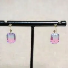 Item thumbnail for item cfc7ec8a-c0ef-4fde-a73b-55bba853873b