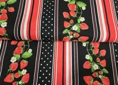 大SALE✨USA fabric ストロベリーボーダー いちご柄