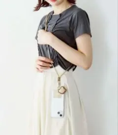 値下げ★ファミリア スマホ ショルダーストラップ サガラ刺繍 クマ