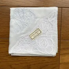NINA RICCI　ニナリッチ　ハンカチ