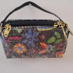 Item thumbnail for item 3a4b120a-52d5-4d2d-961a-dc3dd682f734