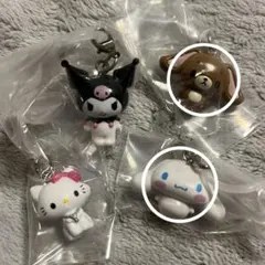 クロミ くろうさ チャーミーキティ シナモロール めじるしアクセサリー