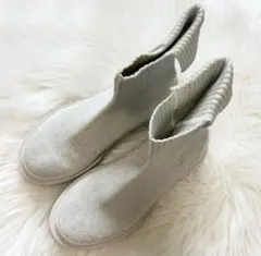 Item thumbnail for item d8e3359c-0cc5-4314-b69f-8710dab748ff