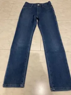 UNIQLO デニムブルー ストレートパンツ 130