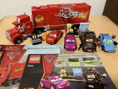 カーズ マック プレイセット WHEEL ACTION DRIVERS - メルカリ