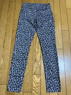 UNIQLO ユニクロ ストレッチレギンスパンツ