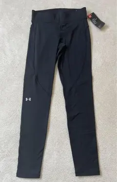 新品未使用　アンダーアーマー　Under Armour ブラックレギンス　M