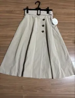 新品未使用 タグ付き トレンチスカート　フレア　Honeysのサムネイル