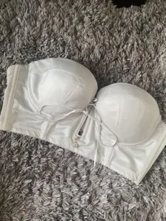 ドレス用ブラジャー