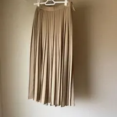ユニクロ　プリーツスカート　ベージュ　L 後ろゴム