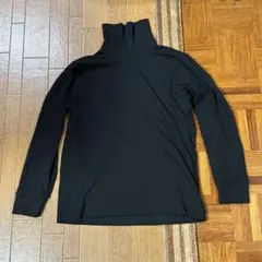 ユニクロ　ヒートテック　ウルトラウォーム　タートルネックT　超極暖 ブラック　L