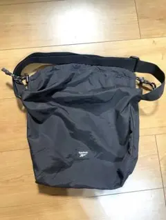 Reebok ショルダーバッグ ブラック