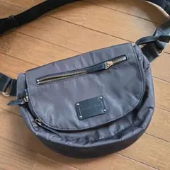 バンヤードストーム 7ポケショルダー グレー