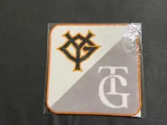 読売新聞　ジャイアンツ　ハンドタオル　新品