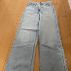 UNIQLO ワイドストレートジーンズ　デニムパンツ サイズ22