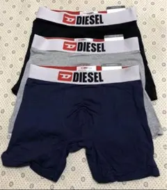 ディーゼル　ボクサーパンツ　メンズ　黒グレー紺色　3枚セット