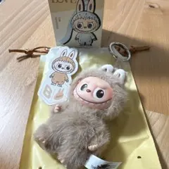 ラブブ PIN FOR LOVE B ぬいぐるみペンダント イニシャルラブブ