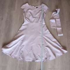 【美品】JUSGLITTY スカラップネック 半袖ワンピース ピンク サイズ2のサムネイル