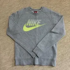 超美品　Nike グレー ロゴスウェット