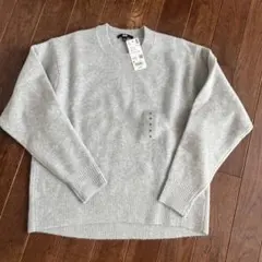 UNIQLO スフレヤーンクルーネックセーター　Mサイズ