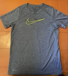 Nike DRI-FIT Tシャツ Lサイズ