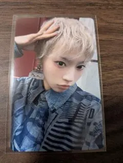 illit モカ glitter day in Japan fcトレカ - メルカリ