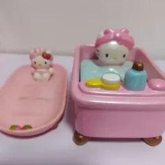 サンリオ 　キティ　 陶器　ミニティッシュケース