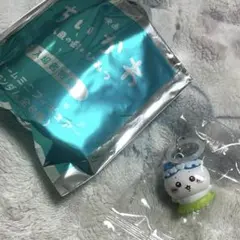 映画 ちいかわ 入場者特典 めじるしアクセサリー ハチワレ