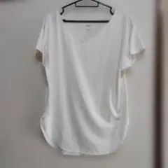 ユニクロエアリズムVネックロングTシャツ　Sサイズ白