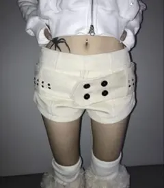THEAIRTOWN strap corduroy shorts - メルカリ