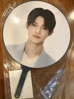 Item thumbnail for item 7730d952-7840-4765-be49-de32cd1e8e27