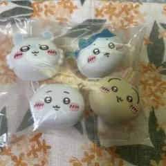 ちいかわ おかおミニシリコンポーチ