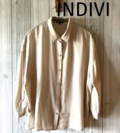 INDIVI ベージュ 七分袖 ボタンアップシャツ