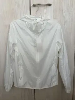 UNIQLO ポケッタブルUVカットパーカー　白　S 新品未使用