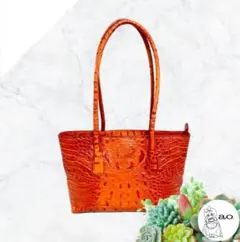 差し色　フルラ　クロコ型押しハンドバッグ　オレンジ　クロコ　肩掛け