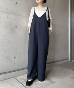 【極美品】and me きれいめツイルワイドキャミサロペットのサムネイル