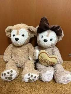 ダッフィーとシェリーメイのぬいぐるみ