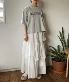 未使用！ローリーズファームカレッジショートロゴカットソーTシャツ定価3520のサムネイル