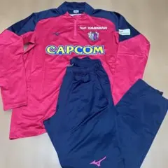 【美品】セレッソ大阪 トレーニングウェア 上下セットのサムネイル