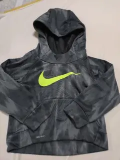 Nike DRI-FIT フード付きトレーナー 1〜2歳　軽量