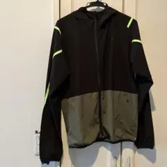 美品Puma ブラック/オリーブ ナイロンジャケットメンズM軽量